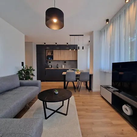 District 21 * Belgrado